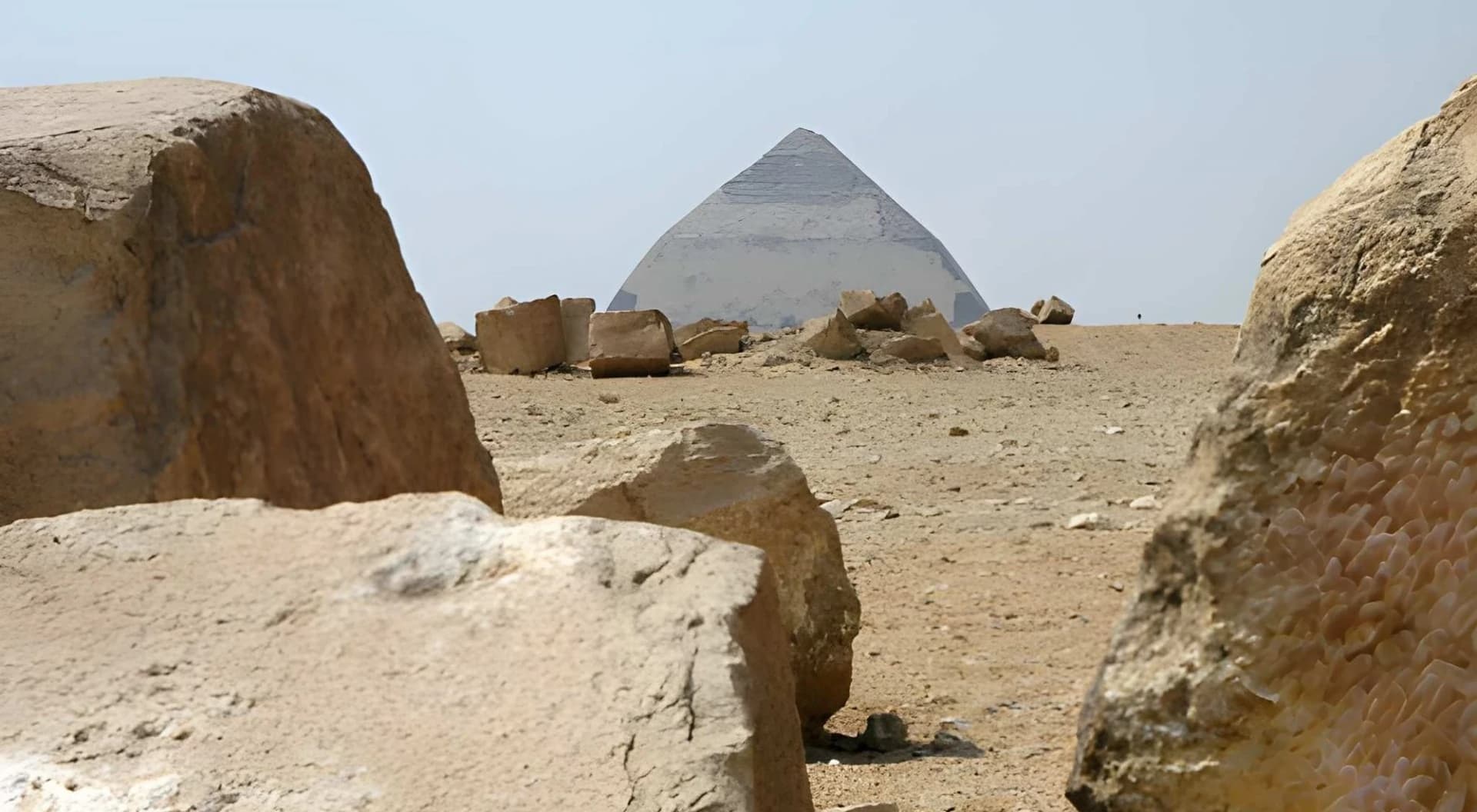 Dahshur Y Saqqara En Una Excursión Desde El Cairo: La Pirámide Acodada Y La Escalonada