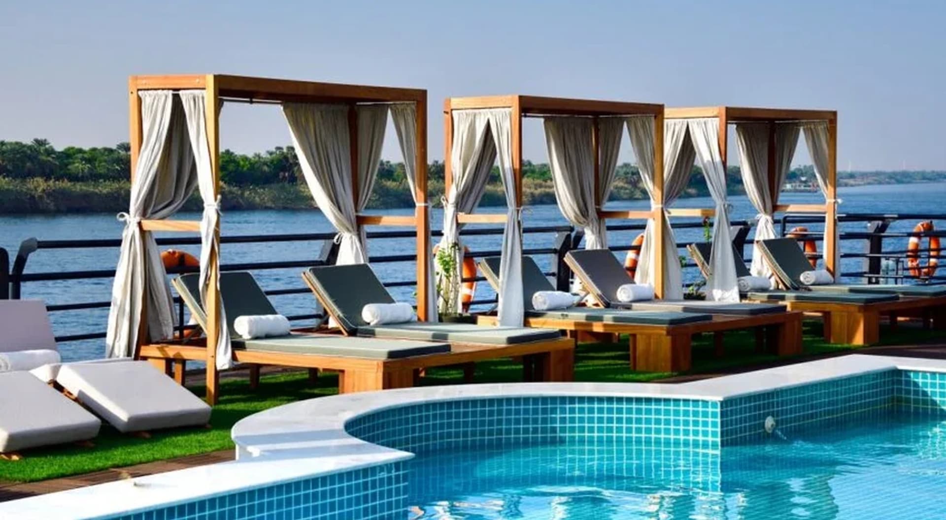 Crucero MS Mayflower por el Nilo, 5 días de Luxor a Asuán
