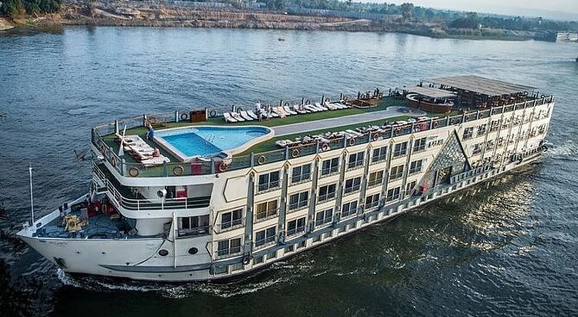 Crucero de lujo 5 estrellas por el Nilo, de Luxor a Asuán
